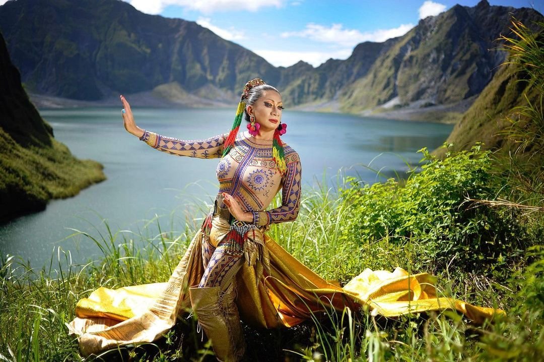 Filipino Drag Queen 'Lady P. Galore' raises her pride flag through charity