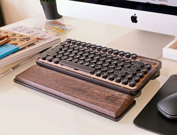 desk accessories