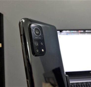 A smartphone camera setup