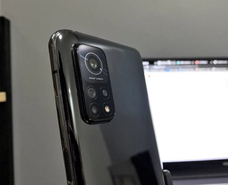 A smartphone camera setup