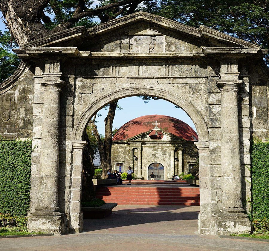 Entrance of Paco Park. Photo Credit: Sarah Jane S. Pahimnayan
