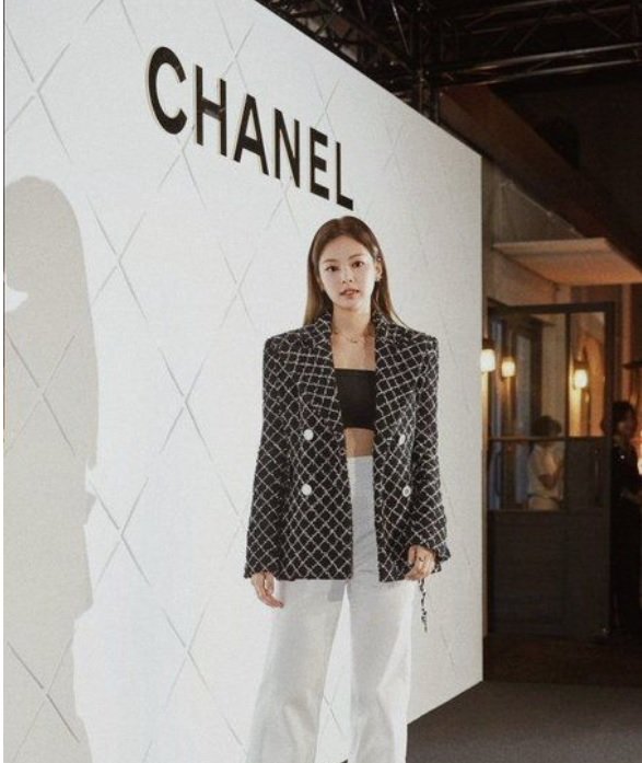 Met Gala 2023: Blackpink's Jennie turns into 'Human Chanel'; Jackson Wang  and Song Hye-kyo steal show at Met Gala debut