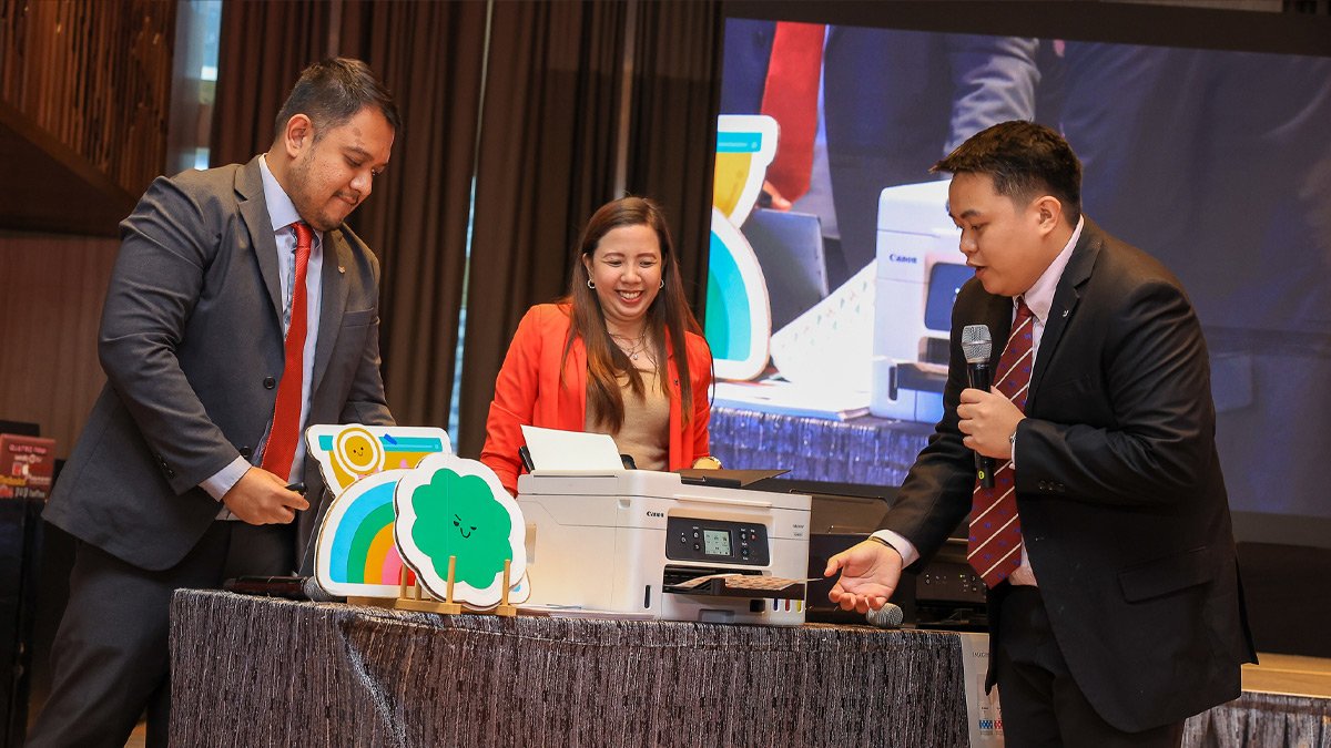 The Canon Marketing Philippines team highlighted key features of the MegaTank and MAXIFY printers, demonstrating their benefits for student use.