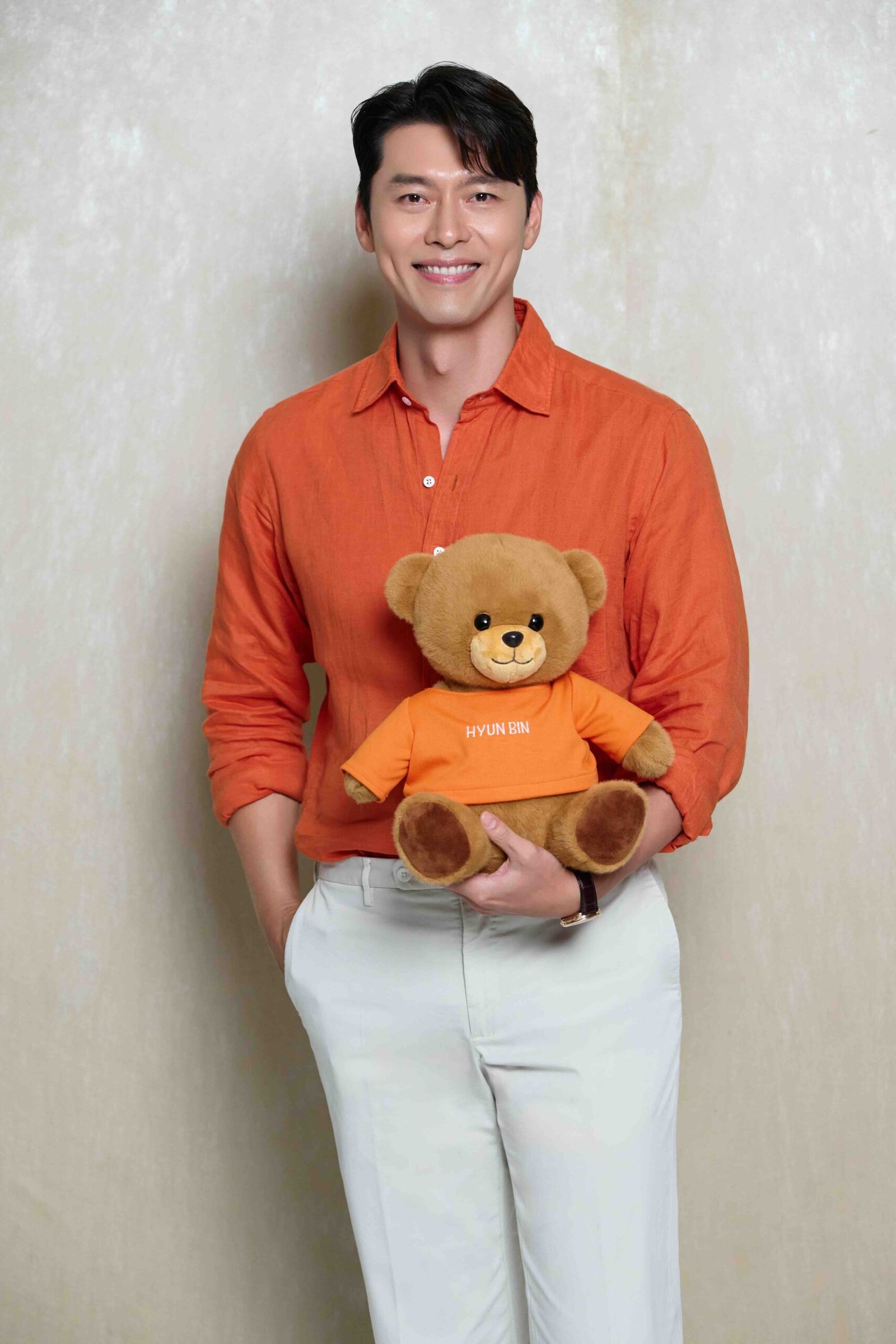 The holidays just got brighter as Solaire Resort welcomes the season with its newest global ambassador, Korean superstar Hyun Bin.