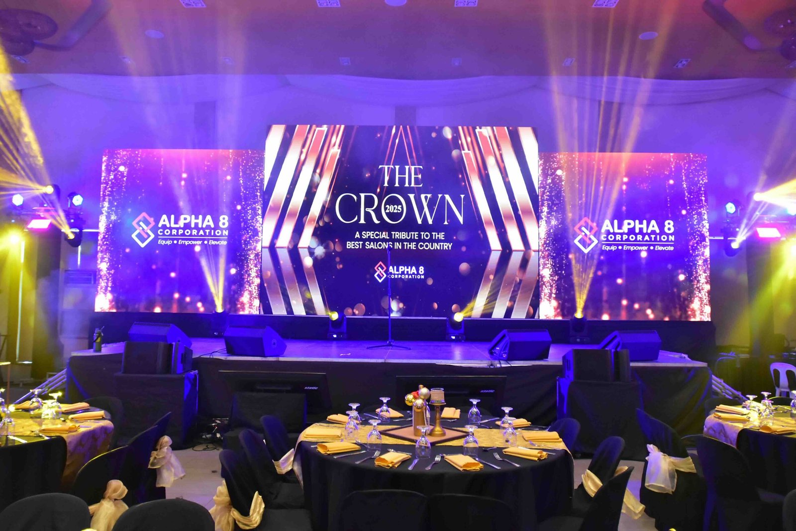 Alpha 8, one of the country’s best providers of safe and professional salon products, recently held The Crown at Gallio Events Place,