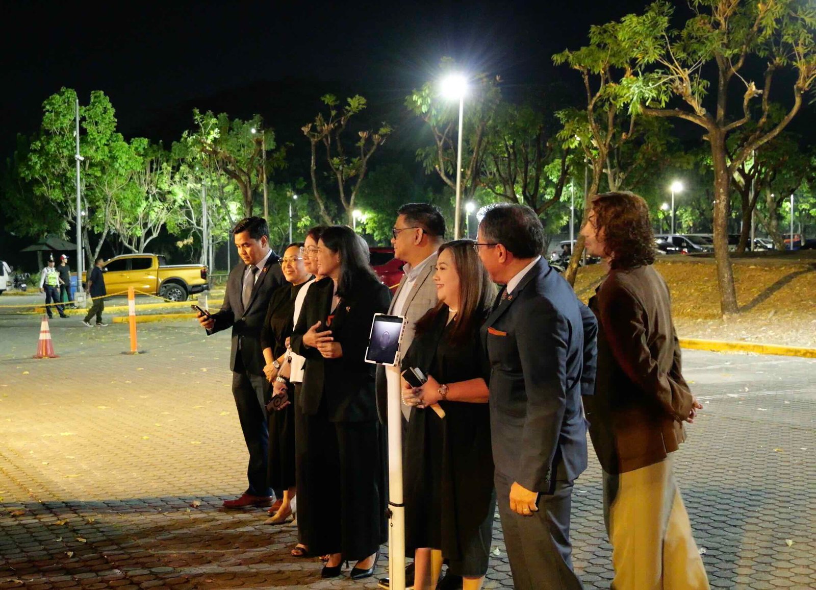 RELX | Reed Elsevier's 15th year in the Philippines commemorates its long-term commitment to Filipino talent, technology, and the communities it serves.