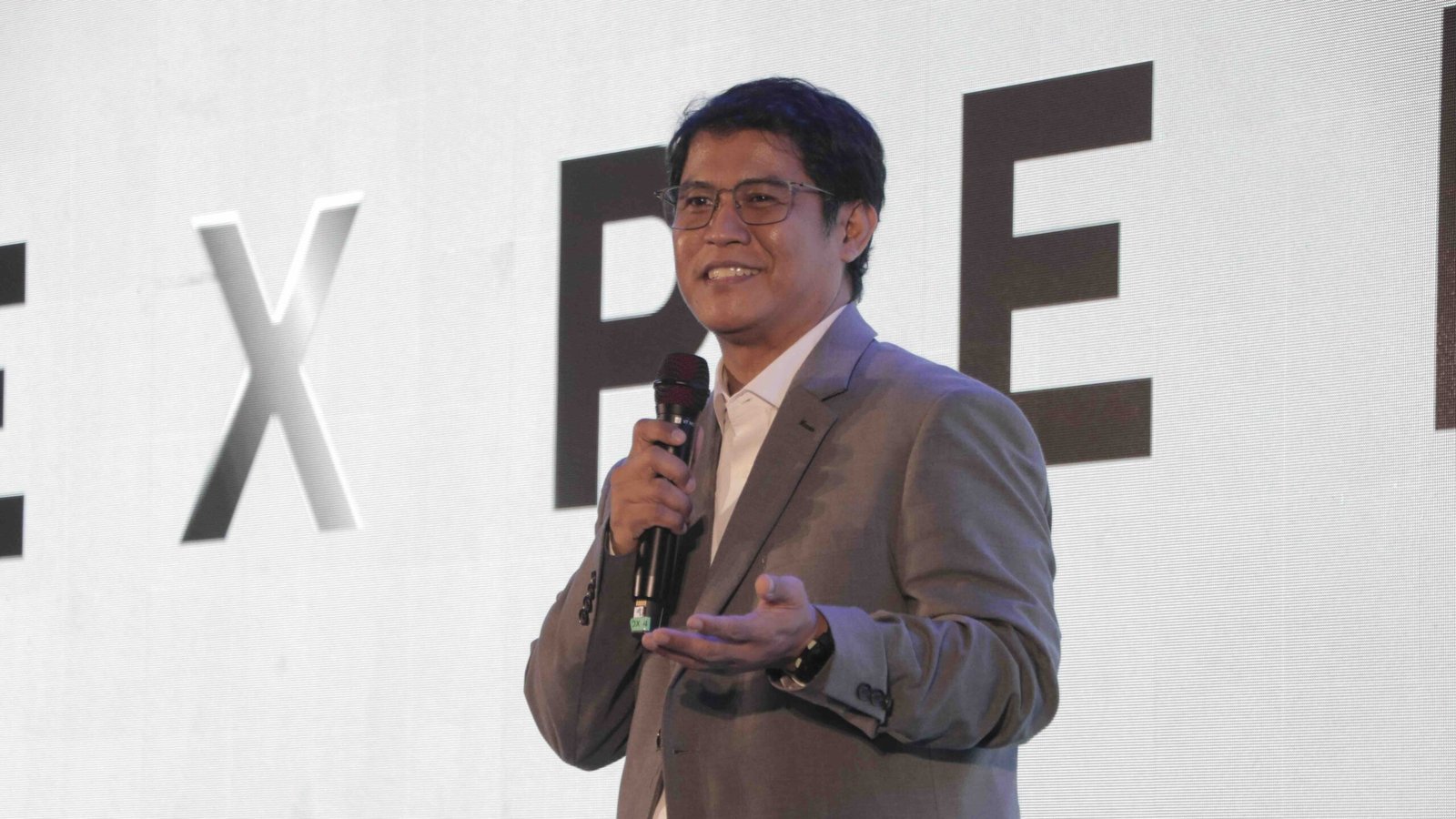 ASUS ExpertBook Ultra made its regional debut in NUSTAR Resort Cebu, Cebu City on September 7 and 8, followed by Dusit D2, Davao City on September 11.
